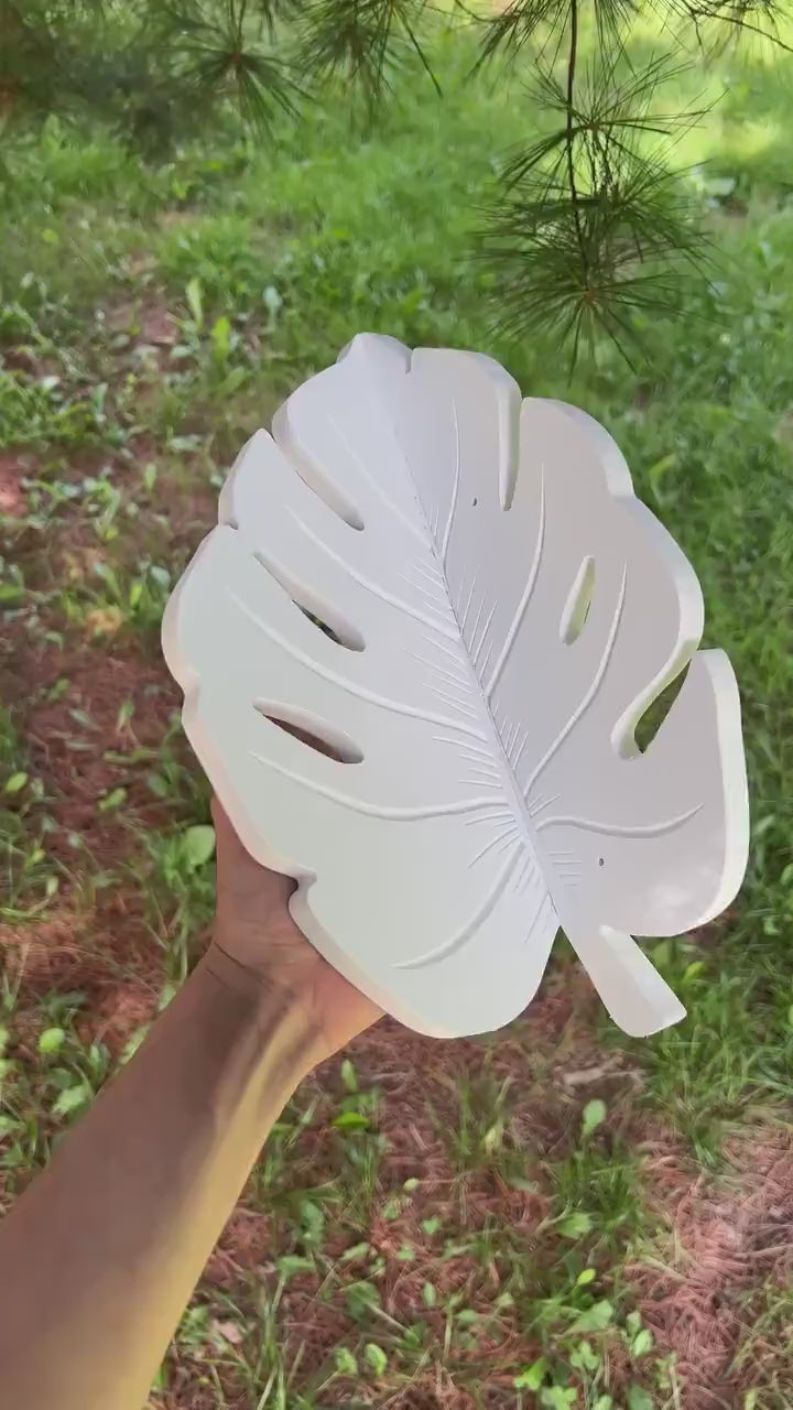 Monstera Leaf Shelf - 12"